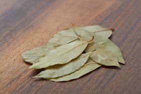 Bay Leaves/ LB