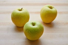 Golden Delicious Apples