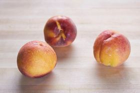 Yellow Flesh Peaches Large